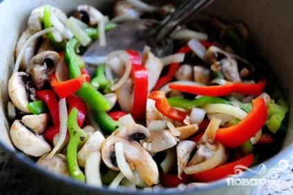Курка по-мисливські - покроковий рецепт з фото на (кулінари) Курка по-мисливські - покроковий рецепт з фото на
