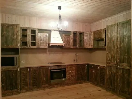 Кухні під старовину фото дерев'яних кухонь, з масиву сосни, своїми руками, дизайн меблів, зроблений (фото) Кухні під старовину фото дерев'яних кухонь, з масиву сосни, своїми руками, дизайн меблів, зроблений