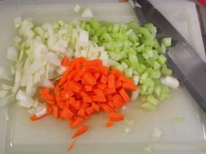 Курка по-мисливські - рецепт приготування з покроковими фото (по-мисливські) Курка по-мисливські - рецепт приготування з покроковими фото