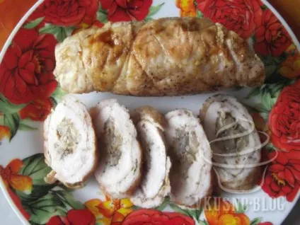 Курячий рулет з сиром і грибами - рецепт з фото (сиром) Курячий рулет з сиром і грибами - рецепт з фото
