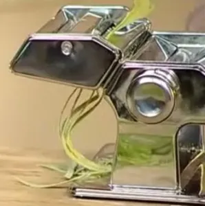 Локшинорізка ручна pasta machine, мій огляд (лапшерізка ручна pasta machine фото) Локшинорізка ручна pasta machine, мій огляд