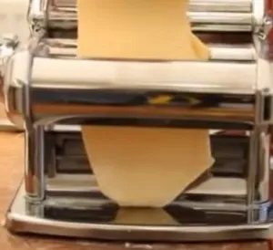 Локшинорізка ручна pasta machine, мій огляд (лапшерізка ручна pasta machine фото) Локшинорізка ручна pasta machine, мій огляд