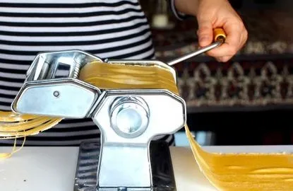 Локшинорізка ручна pasta machine, мій огляд (локшинорізки Pasta Machine) Локшинорізка ручна pasta machine, мій огляд