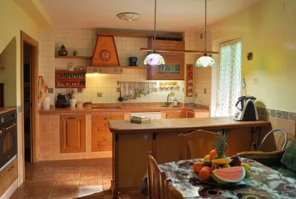 Кухня під старовину з дерева і мдф ідеї і фото гарнітурів (дерева) Кухня під старовину з дерева і мдф ідеї і фото гарнітурів