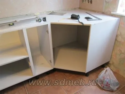 Кухонний кутовий шафа - варіанти виконання, зробимо меблі самі (короткий огляд кутових) Кухонний кутовий шафа - варіанти виконання, зробимо меблі самі