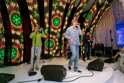 Максим маркевич провів весілля Ксюші брудний (максим маркевік і Ксенія Бородіна) Максим маркевич провів весілля Ксюші брудний