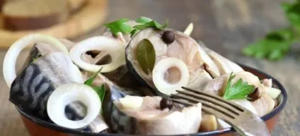Маринад для скумбрії - рецепти в домашніх умовах для копчення, засолювання і запікання в духовці і на (скумбрії) Маринад для скумбрії - рецепти в домашніх умовах для копчення, засолювання і запікання в духовці і на