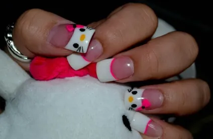 Манікюр hello kitty покроково на фото і відео - манікюр в домашніх умовах (фото) Манікюр hello kitty покроково на фото і відео - манікюр в домашніх умовах