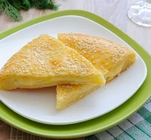 Сирні коржики з начинкою за 5 хвилин (рецепт) (коржі) Сирні коржики з начинкою за 5 хвилин (рецепт)