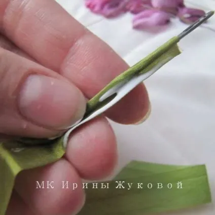 Майстер-клас з вишивки стрічками букет з тюльпанами (стрічковим стібком центральним проколом) Майстер-клас з вишивки стрічками букет з тюльпанами