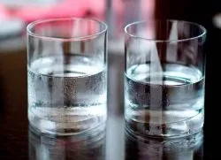 Чи можна пити воду натще (натще) Чи можна пити воду натще