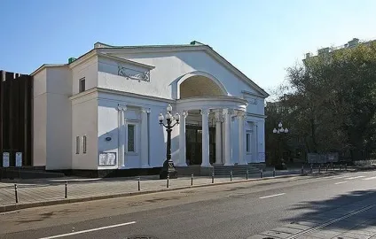 Москва кіношна 125 культових місць - новини в фотографіях (ВДНГ проспект Миру) Москва кіношна 125 культових місць - новини в фотографіях