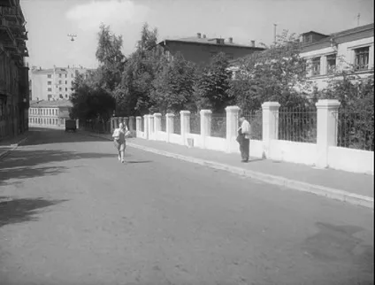 Москва кіношна 125 культових місць - новини в фотографіях (метро «Охотний Ряд») Москва кіношна 125 культових місць - новини в фотографіях