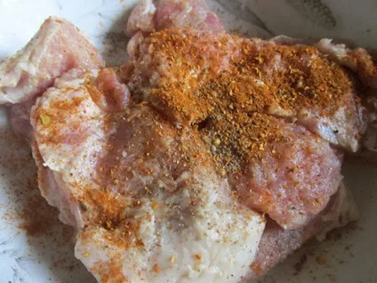М'ясо по-французьки з картоплею в духовці (картопля) М'ясо по-французьки з картоплею в духовці