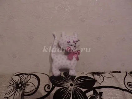 М'яка іграшка кошеня своїми руками