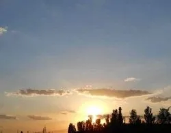 Ніжність світанку, чарівна муза (людина + на світанку) Ніжність світанку, чарівна муза
