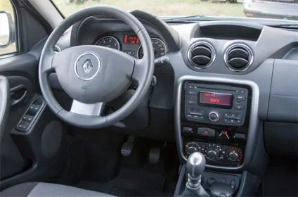Недоліки renault duster 2012 2013, кузов салон, розміри диски шини багажник кліренс рено Дастер, (рено Дастер) Недоліки renault duster 2012 2013, кузов салон, розміри диски шини багажник кліренс рено Дастер,