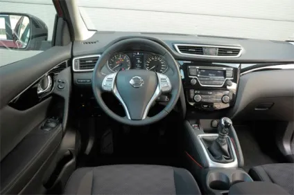 Nissan qashqai 1