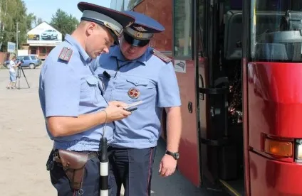 Нові штрафи для водіїв автобусів, політичний клас (автобусів) Нові штрафи для водіїв автобусів, політичний клас