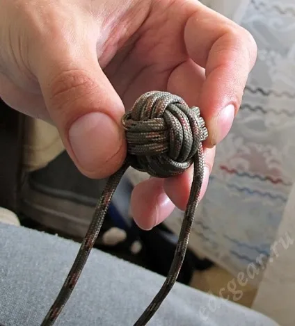 Мавпячий кулак (monkey fist), edc - речі, які ми носимо з собою (кулак) Мавпячий кулак (monkey fist), edc - речі, які ми носимо з собою