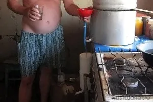 Очищення самогону в домашніх умовах, самогоноваріння (очищення самогону домашніх умовах) Очищення самогону в домашніх умовах, самогоноваріння