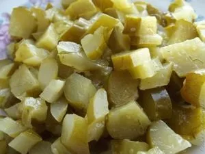 Солянка з копченою куркою (ковбаса) Солянка з копченою куркою