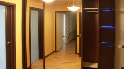 Оригінальний дизайн маленької прихожей в квартирі хрущовці поради щодо оформлення та фото ідеї (оригінальний) Оригінальний дизайн маленької прихожей в квартирі хрущовці поради щодо оформлення та фото ідеї