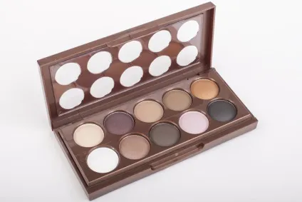 Палітра тіней для повік dream catcher shadow palette (палетка) Палітра тіней для повік dream catcher shadow palette