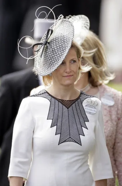 Парад капелюхів на скачках royal ascot (частина 1) - новини в фотографіях (Фото Getty Images) Парад капелюхів на скачках royal ascot (частина 1) - новини в фотографіях