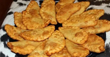 Пиріжки швидкі на сковороді і в духовці рецепти - бабусина дача