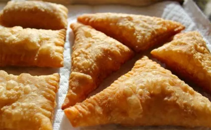 Пиріжки швидкі на сковороді і в духовці рецепти - бабусина дача