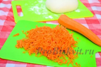 Пиріжки з морквою в духовці рецепт з покроковими фото (морквою) Пиріжки з морквою в духовці рецепт з покроковими фото