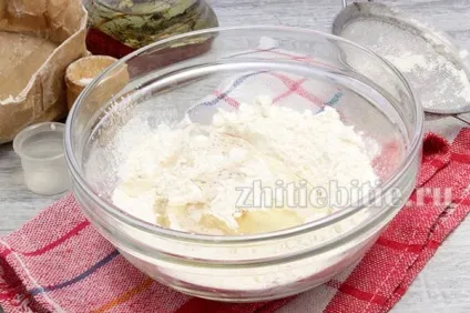 Піца з куркою, помідорами і сиром рецепт з фото (піца з куркою) Піца з куркою, помідорами і сиром рецепт з фото