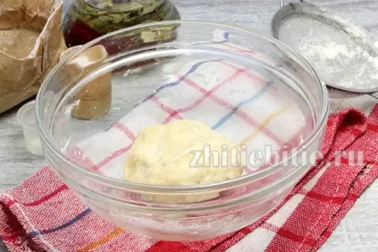 Піца з куркою, помідорами і сиром рецепт з фото (помідорами і сиром) Піца з куркою, помідорами і сиром рецепт з фото