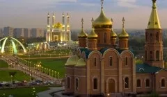 Чому салат цезар носить таку назву