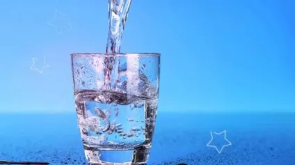 Чи корисно пити воду натще - користь і шкода застосування склянки з лимоном, медом, гарячої або (воду) Чи корисно пити воду натще - користь і шкода застосування склянки з лимоном, медом, гарячої або