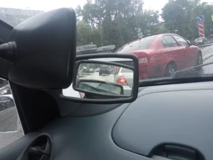 Пост для власників праворуких автомобілів (праворуких) Пост для власників праворуких автомобілів