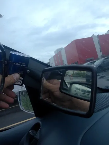 Пост для власників праворуких автомобілів (праворуких) Пост для власників праворуких автомобілів
