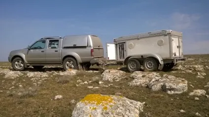Причепи для перевезення собак, клітини в атомобіль для собак недорого в москві