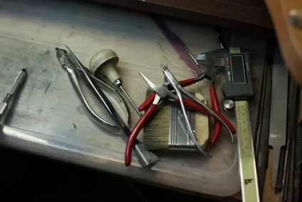 Виробничий процес як роблять ювелірні прикраси (прикраси) Виробничий процес як роблять ювелірні прикраси