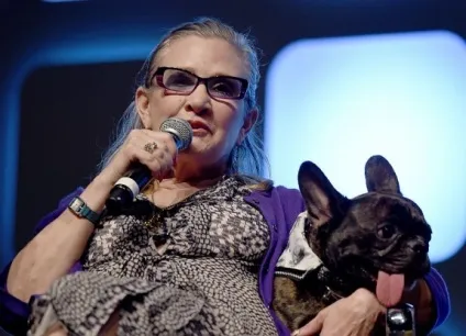 Прощай, принцеса пішла з життя керрі фишер