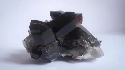 Раухтопаз або димчастий кварц