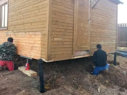 Ремонт фундаменту дачного будинку (фундаменту) Ремонт фундаменту дачного будинку