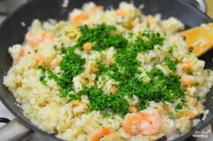 Різотто з морепродуктами - покроковий рецепт з фото на (кулінари) Різотто з морепродуктами - покроковий рецепт з фото на