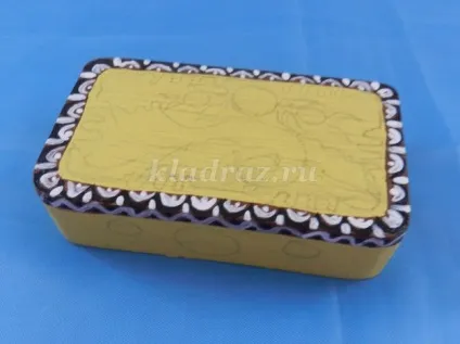 Розпис шкатулки акриловими фарбами (використанням) Розпис шкатулки акриловими фарбами