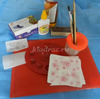 Розпис шкатулки акриловими фарбами (Городоцької) Розпис шкатулки акриловими фарбами