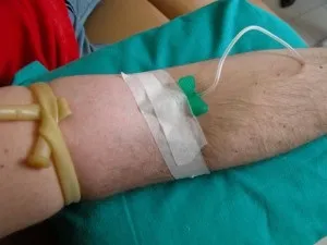 Для чого ставлять крапельницю від запою на дому склад, ефективність (запою) Для чого ставлять крапельницю від запою на дому склад, ефективність