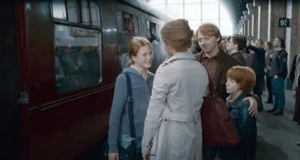 Джоан Роулінг хотіла одружити Гаррі Поттера і Герміону Грейнджер (Роулінг) Джоан Роулінг хотіла одружити Гаррі Поттера і Герміону Грейнджер