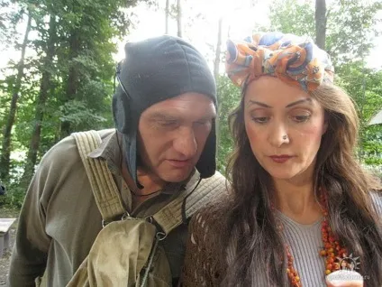 Дур-будинок біля великої річки (річки) Дур-будинок біля великої річки