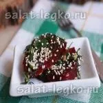 Салат з кальмарами, огірком і помідорами чері (черрі) Салат з кальмарами, огірком і помідорами чері